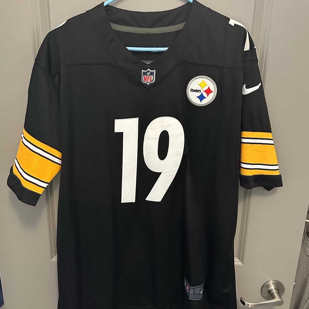 JuJu Smith-Schuster jersey